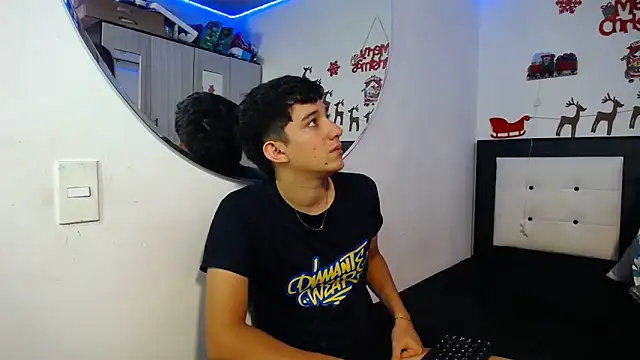 Dravith Valery online show from 12-17-25, 03:33