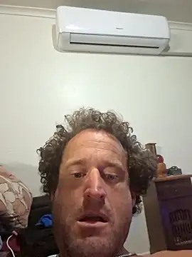 Snapshot of shainnfk chatting on 10-15-25, 04:15 shainnfk online show from 10-15-25, 04:15