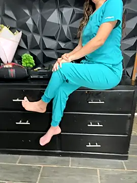 Snapshot of celia-hot chatting on 10-19-25, 07:11 celia-hot online show from 10-19-25, 07:11