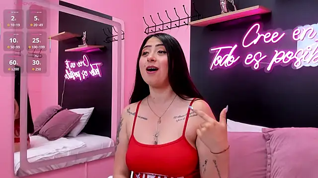 JuliethCruz  online show from 11-03-25, 12:31