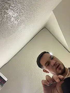 Leonardmoppet online show from 10-26-25, 09:26