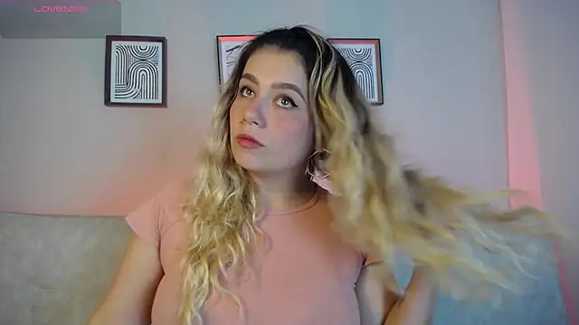 Sweet Bella Valery online show from 02-24-26, 10:32