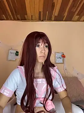 Meggie  online show from 10-30-25, 11:12