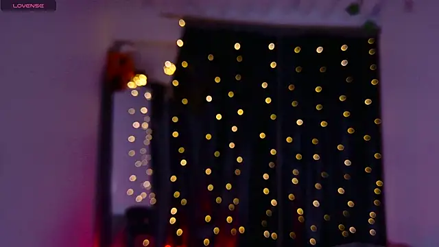 Rhosynn online show from 10-31-25, 02:52