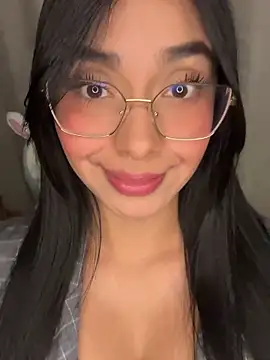 MiaSofia   online show from 01-15-26, 04:38