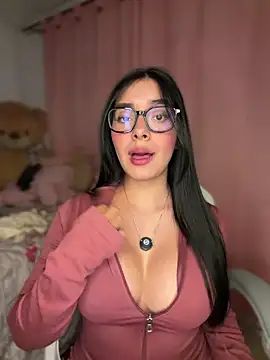 MiaSofia   online show from 05-24-26, 04:45