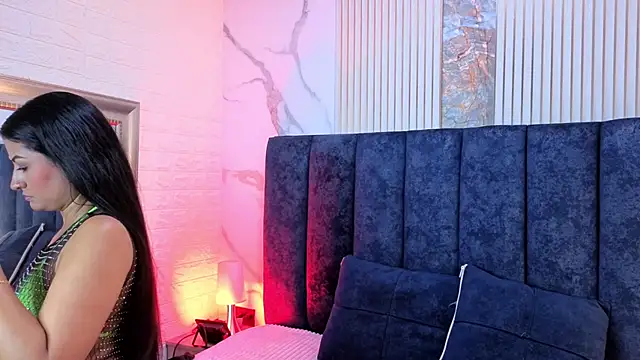 MarScarlett online show from 11-22-25, 12:04