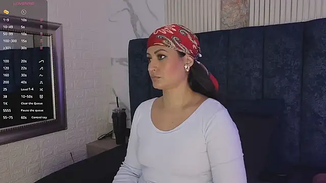 Snapshot of MarScarlett chatting on 04-05-26, 01:29 MarScarlett online show from 04-05-26, 01:29