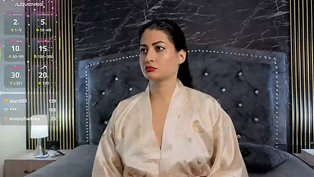 MarScarlett online show from 12-22-25, 03:23