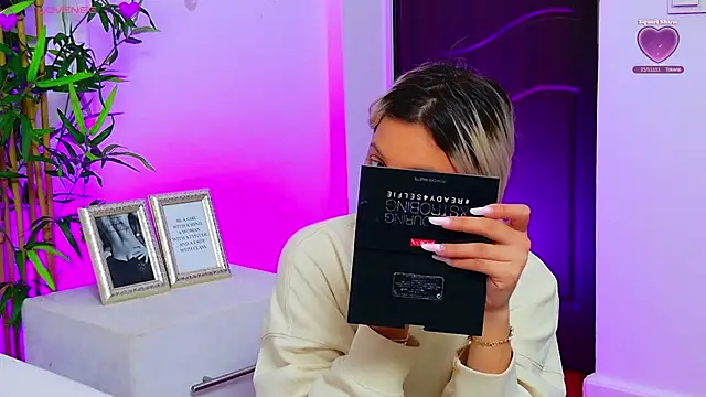 AriannaSins online show from 09-25-25, 12:11