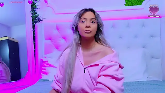 AriannaSins online show from 12-15-25, 01:39