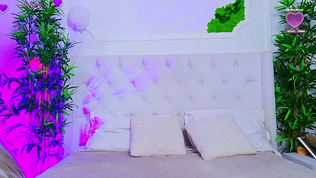 AriannaSins online show from 10-17-25, 12:18