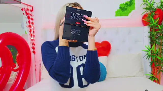 AriannaSins online show from 02-14-25, 01:40