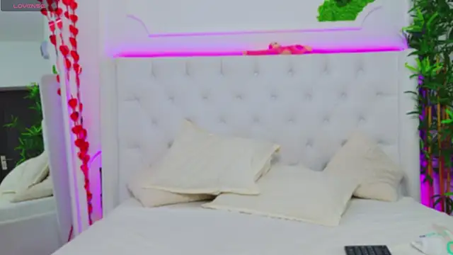 AriannaSins online show from 02-26-25, 05:10