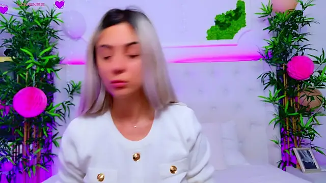 AriannaSins online show from 09-19-25, 12:31