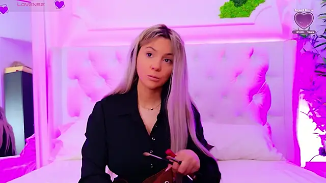 AriannaSins online show from 03-30-26, 12:17