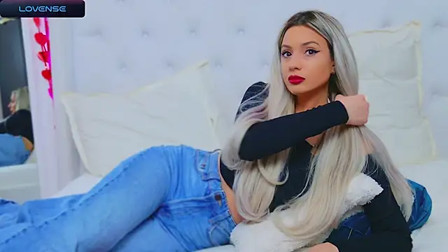 AriannaSins online show from 02-20-25, 04:47