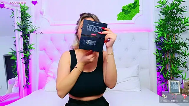 AriannaSins online show from 11-20-25, 01:56