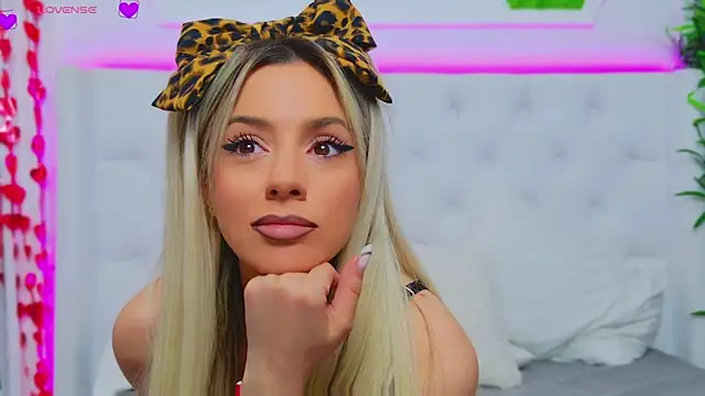 AriannaSins online show from 03-12-25, 04:46