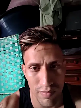 Logan isler online show from 03-30-26, 08:21