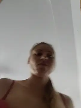 Snapshot of SandyCassie chatting on 06-24-26, 07:18 SandyCassie online show from 06-24-26, 07:18