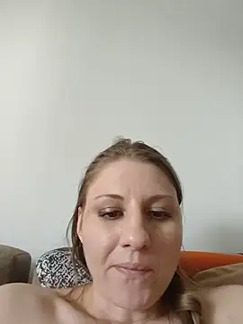 SandyCassie online show from 05-25-26, 09:08