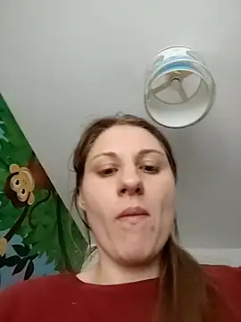 SandyCassie online show from 03-25-26, 02:27