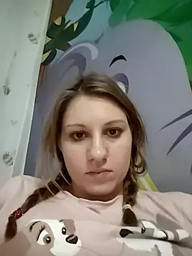 SandyCassie online show from 11-11-25, 10:04