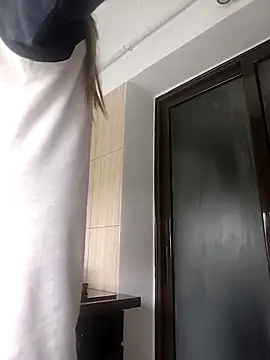 SandyCassie online show from 05-10-26, 05:44