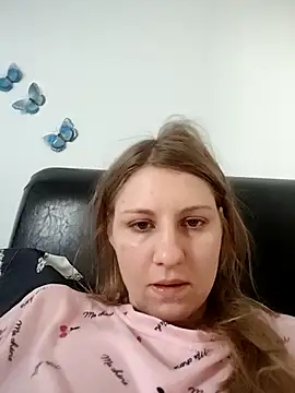 SandyCassie online show from 04-26-26, 05:38