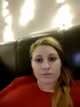 SandyCassie online show from 12-14-25, 08:14