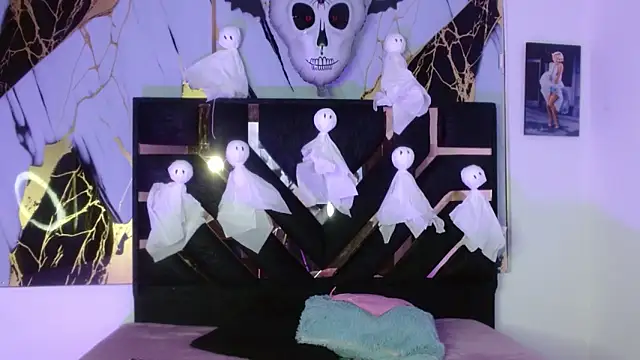 antonella rosecs online show from 10-16-25, 05:05