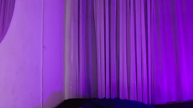 antonella rosecs online show from 11-28-25, 03:39