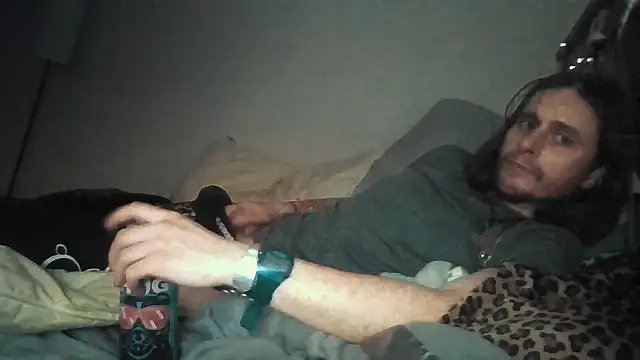 Snapshot of Bambieyez4 chatting on 11-18-25, 11:35 Bambieyez4 online show from 11-18-25, 11:35