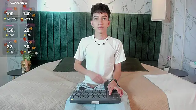 Tiam muller online show from 10-28-25, 04:13