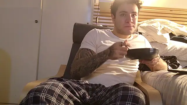 KevinWolf777 online show from 12-05-25, 02:21