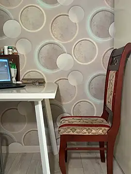 Snapshot of Curvy__Goddess chatting on 05-20-26, 02:41 Curvy Goddess online show from 05-20-26, 02:41