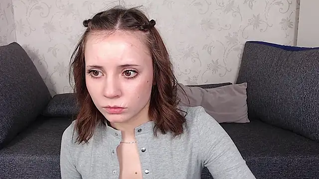 evaa here  online show from 04-08-26, 08:16