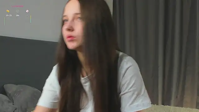 NadiaGnegy online show from 10-24-25, 01:10