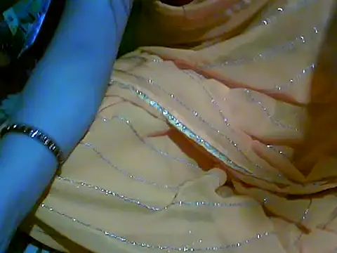 Snapshot of diksha--s chatting on 11-13-25, 10:35 diksha--s online show from 11-13-25, 10:35