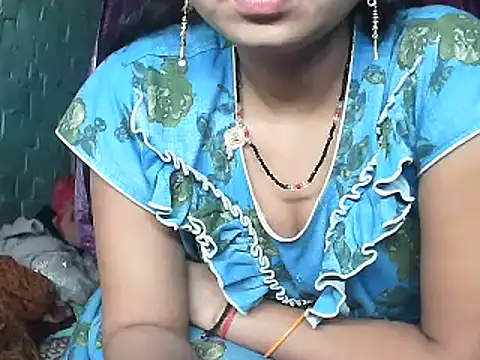 Snapshot of diksha--s chatting on 12-18-25, 05:17 diksha--s online show from 12-18-25, 05:17