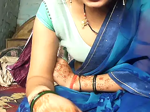 Snapshot of diksha--s chatting on 11-29-25, 12:33 diksha--s online show from 11-29-25, 12:33