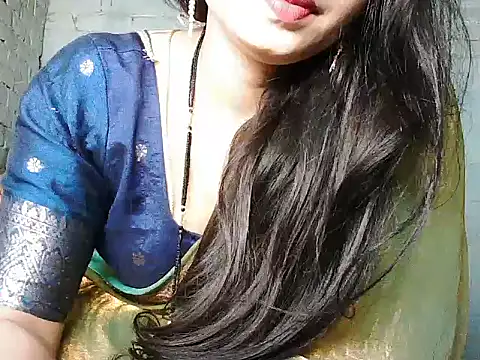 Snapshot of diksha--s chatting on 10-28-25, 06:40 diksha--s online show from 10-28-25, 06:40