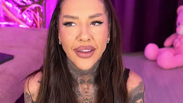 ScarletNoir online show from 11-12-25, 06:28