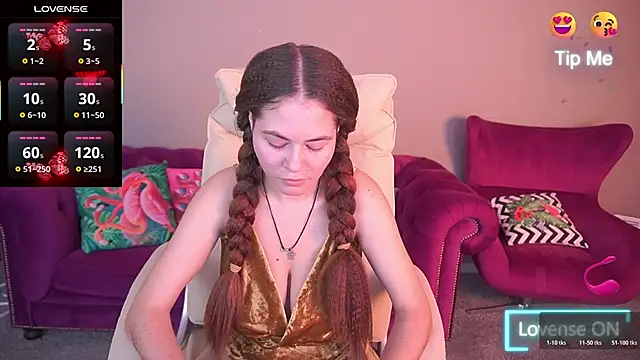 QueenEvieX online show from 11-05-25, 02:31