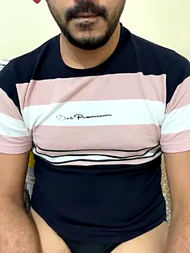 Handsome8677 online show from 11-08-25, 09:02