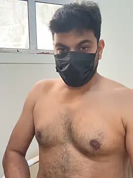 Handsome8677 online show from 05-07-26, 11:46
