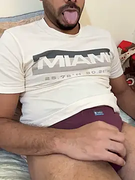 Handsome8677 online show from 03-31-26, 11:56