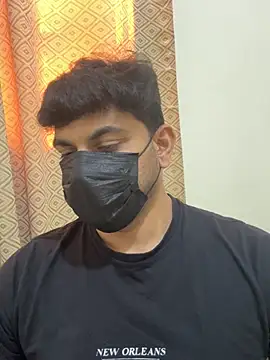 Handsome8677 online show from 07-04-26, 02:21