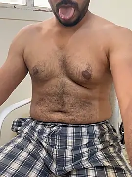 Handsome8677 online show from 05-05-26, 10:18